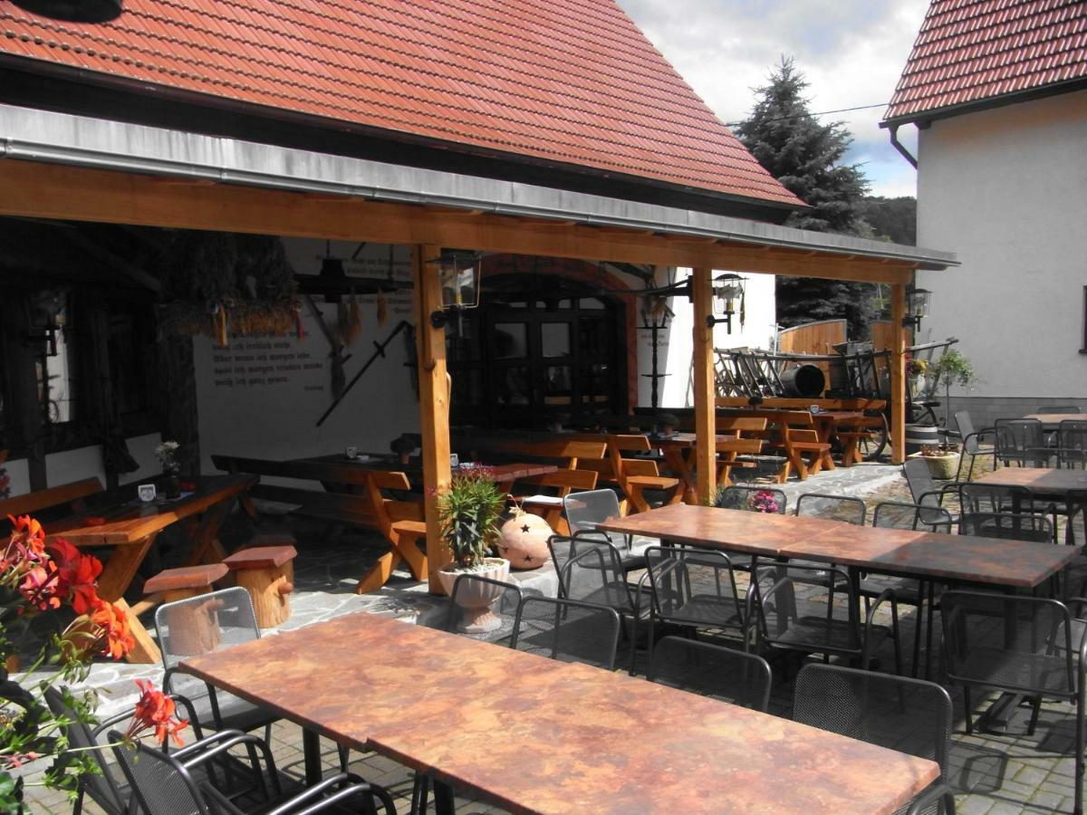 Restaurant & Pension "Bauernhof Zum Silberbergwerk" Limbach-Oberfrohna Bagian luar foto
